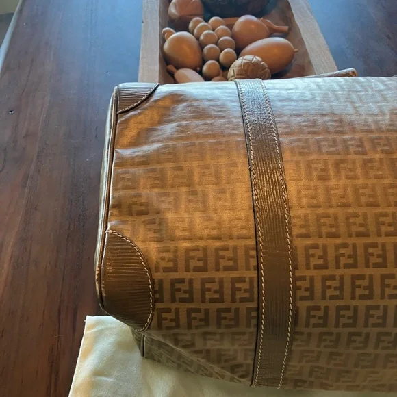 Fendi Brown FF Logo Canvas Duffel Bag with Dark Trim - Picture 3 of 7